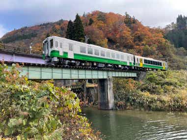 【東京駅・上野駅・大宮駅・高崎駅発】 【JR＋ホテル】越後の秘湯“角神温泉”と秘境路線として人気の会津只見線周遊２日間