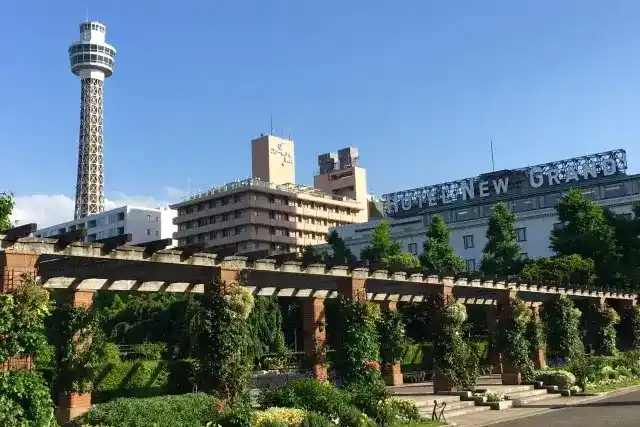 ≪全国旅行支援適用 『支払額9,600円』のお得ツアー≫ さらにクーポン2,000円付き!!【東京発】名門「ホテルニューグランド」発祥の伝統料理2品を堪能&港町・横浜でショッピングとミニクルーズ