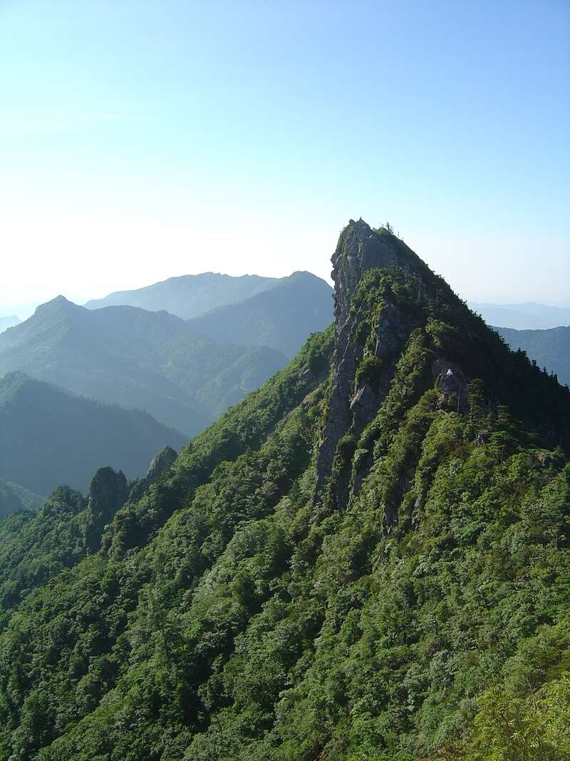 【ＪＲ和歌山駅発】 西日本最高峰 石鎚山の展望と「奇跡の清流」に出会う 神秘の土佐路 ２日間3