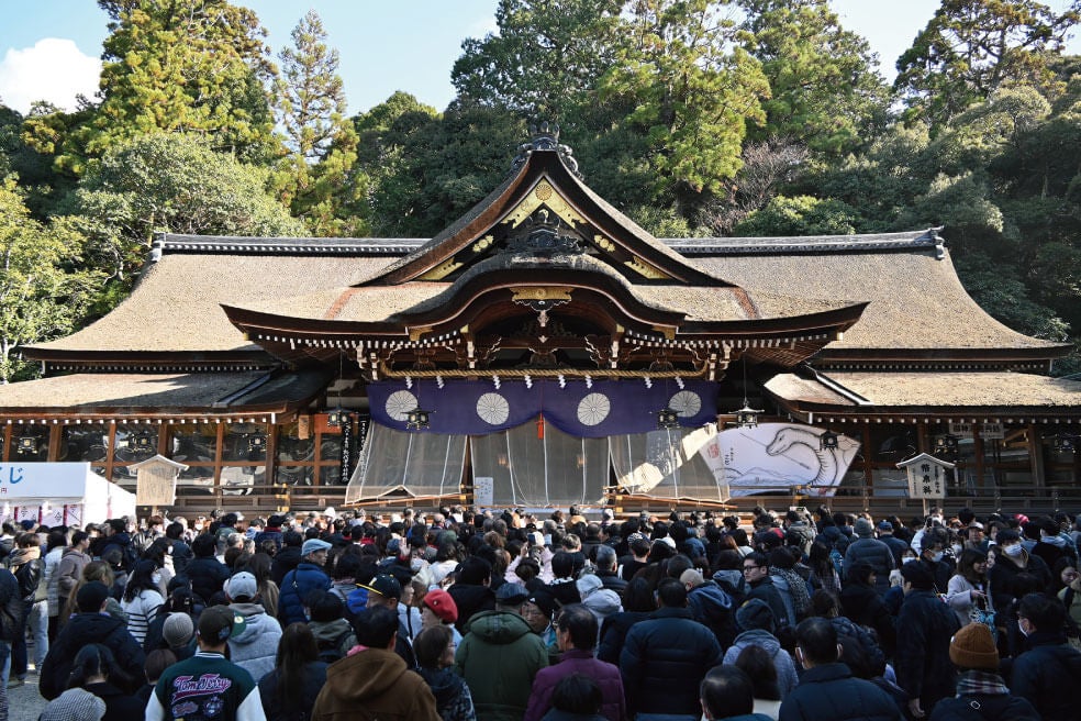 ＜奈良＞「奈良ホテル」で過ごす優雅なお正月＆春日大社・大神神社初詣【垂水・三宮出発】3