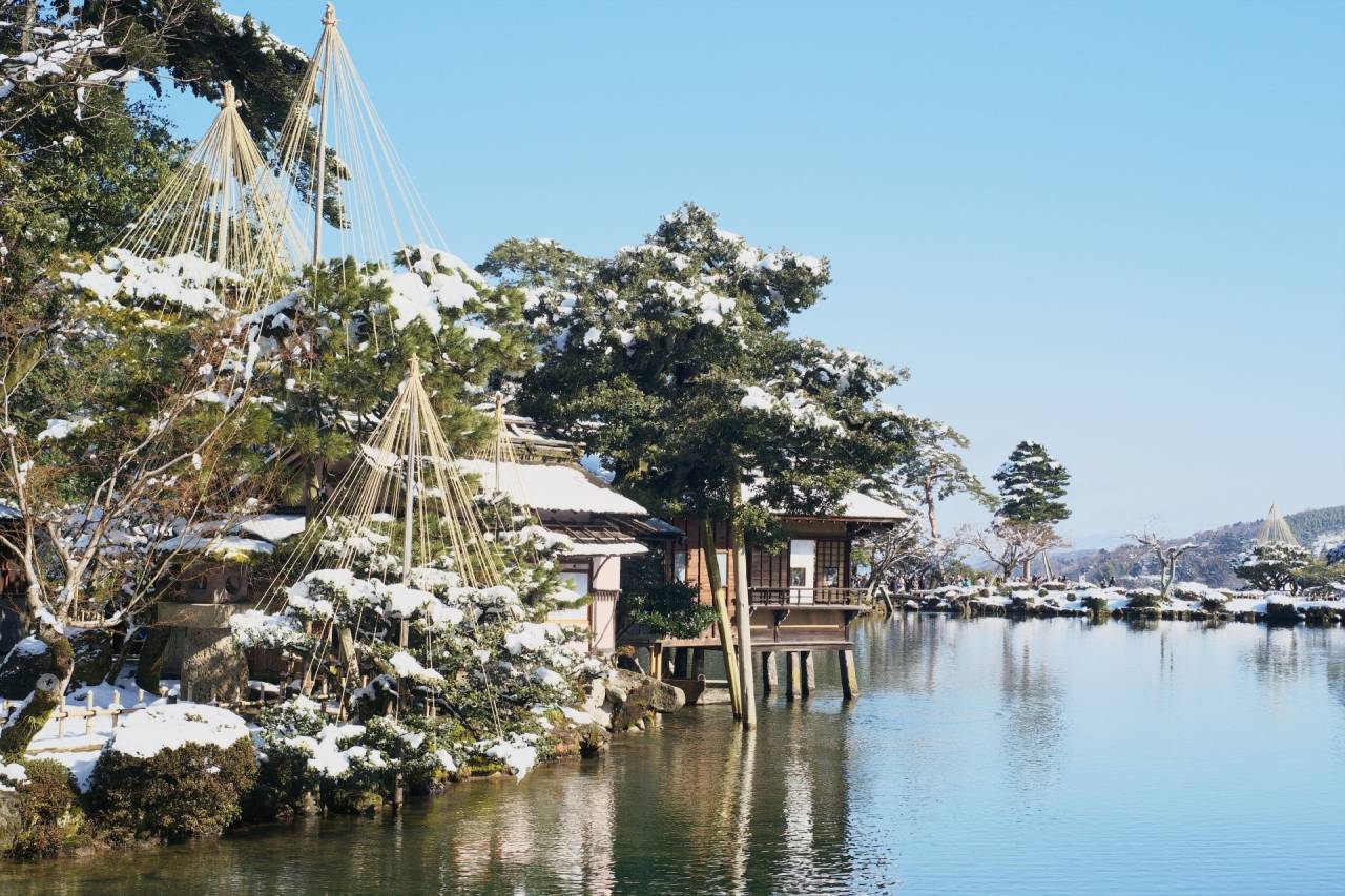 安芸の宮島・錦帯橋と尾道・千光寺ロープウェイ 新春の山陽路 2日間【近鉄八尾・八戸ノ里・枚方市・JR高槻発】3
