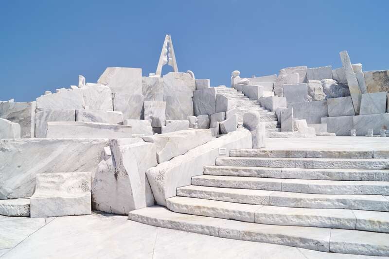【高知県内発】 しまなみ・大三島「旅館さわき」海の幸ランチと耕三寺・未来心の丘、大山祇神社・生樹の御門　日帰り1
