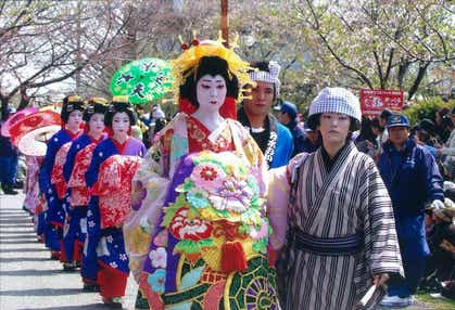 【宮城県内発】 豪華絢爛!分水おいらん道中とあさひ舟川春の四重奏 2日間