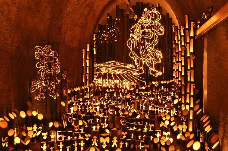 【小倉・黒崎・引野発】 2日間限定の一般開放！谷川梅林観梅会＆幻想的な竹灯りのトンネルと柳川・八女２つのひなめぐり　日帰り1