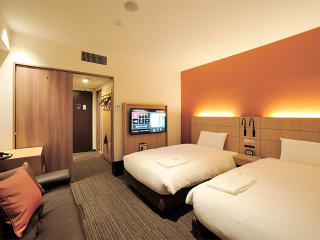 ■【新千歳空港利用】新千歳空港⇔札幌市内間の往復の移動に空港連絡バス乗車券付！ホテルネッツ札幌指定4泊5日2