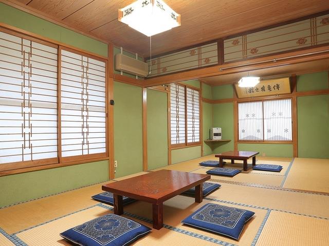 ■●夜発バス　戸狩温泉スキー場　NEW観山（2泊5日）1