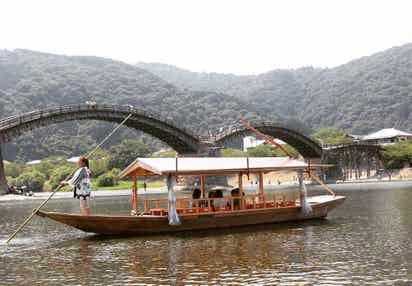 【岡山・倉敷発】 錦帯橋もみじ船と安芸の宮島・厳島神社 日帰り