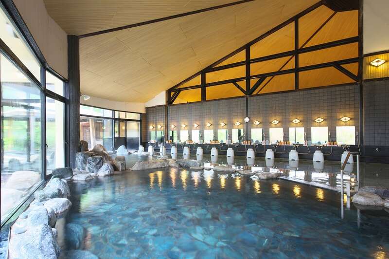 【茨城県内発】 1泊3食付！年度末大感謝ミステリーツアー　雄大な自然と絶景を満喫できる温泉郷でゆったりのんびり１７時間滞在 ２日間2