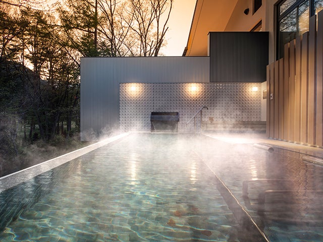 ◆名古屋発着◆【ジャンボマーチ／添乗員同行】～立山黒部アルペンルート全線開業55周年  扇沢から立山へ～ 圧巻の大迫力 雪の大谷ウォーク 大町温泉郷に泊まる２日間 【バスの旅】3