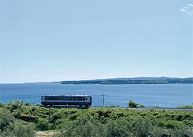 龍野・姫路・三木　発
七尾湾・能登半島を望む贅沢なお宿和倉温泉のと楽と能登半島を巡る