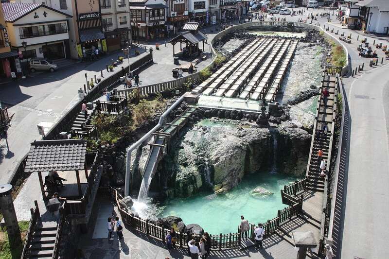【福島県・新幹線駅（福島駅・郡山駅・新白河駅）発】 温泉天国「上州・群馬」の名湯にご宿泊！～草津温泉・四万温泉～温泉三昧の旅 谷川岳ヨッホ by 星野リゾート 3日間1