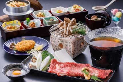 【岩国発】 新見千屋温泉で松茸・千屋牛を食す♪絶壁の紅葉・井倉峡 日帰り