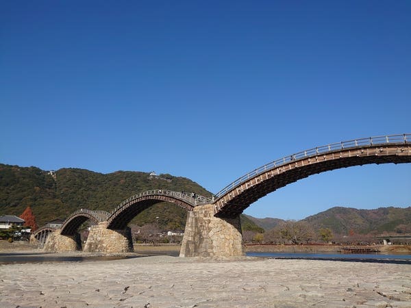 【岸和田・天王寺発】日本三景安芸の宮島「厳島神社」と縁結びの神「出雲大社」初詣参拝　3日間2