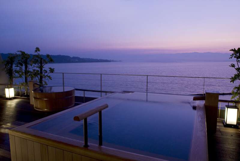 【東京駅・上野駅・大宮駅発】 【列車+ﾎﾃﾙ】片山津温泉『佳水郷』蟹づくしフルコース会席２日間2