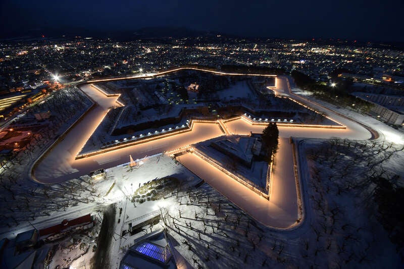 【神戸空港発着】さっぽろ雪まつりと函館～100万ドルの夜景と五稜星の夢イルミネーション～3日間1