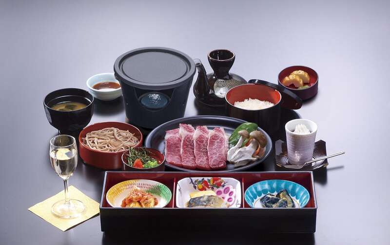 【津山・久世発】【岡山県愛読者謝恩旅行】新春！出雲大社と小泉八雲記念館・旧居 日帰り2