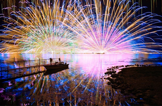 ★催行決定★【東京・新宿発/商連特別桟敷席プラン】総打ち上げ数40000発の大迫力！第78回諏訪湖祭湖上花火大会　復路夜行バスツアー1