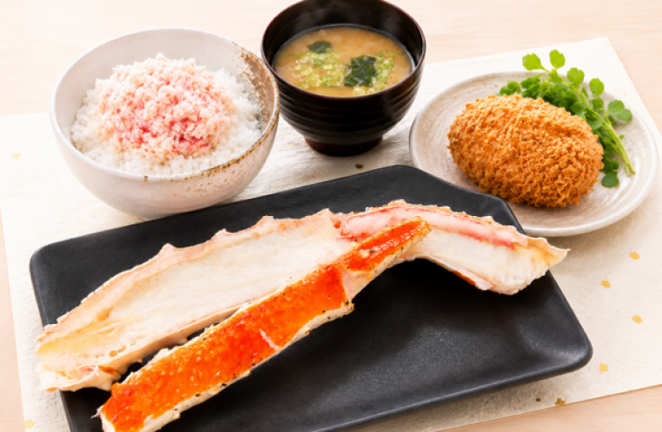 ★催行決定日多数★[新宿発]【山梨】豪華絢爛！タラバガニ御膳×シャインマスカット狩り食べ放題！氷の洞窟探検と絶景【富士山五合目】散策！日帰りバスツアー★9月全日、10/3～5、8～21、23～26、29～11/2催行決定★2