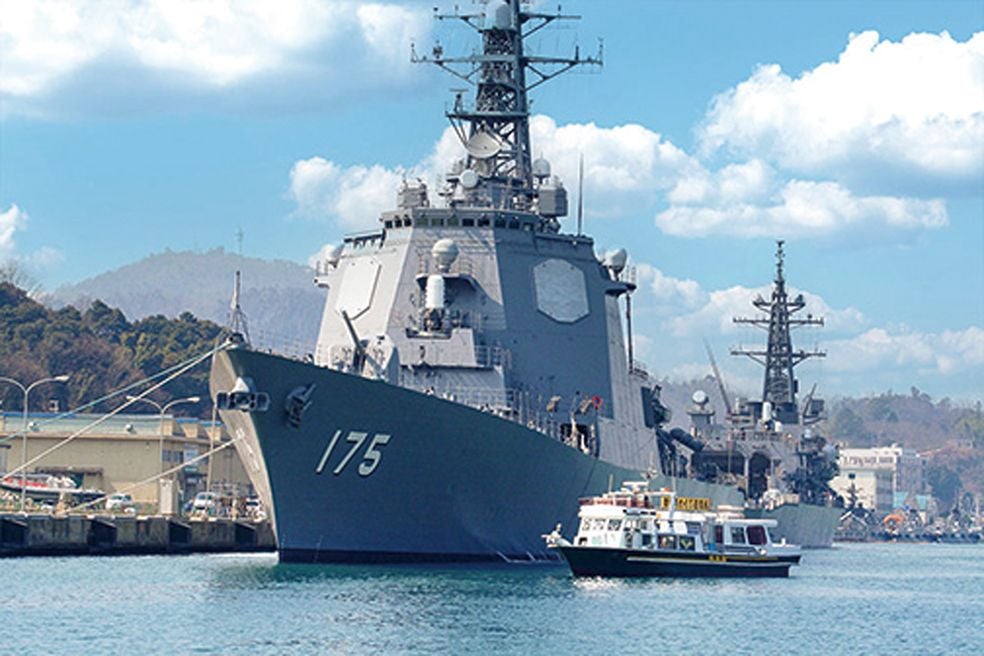 ＜京都＞舞鶴 海軍ゆかりの港めぐり遊覧船と海軍料理松榮館のレトロな洋食ランチ【垂水･名谷･西鈴蘭台出発】1