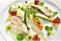 【名古屋駅発】【YUTORI】＊日帰り昼食付き＊小林一三旧邸・邸宅レストラン登録有形文化財　『大阪　雅俗山荘と「太陽の塔」内部観覧』2