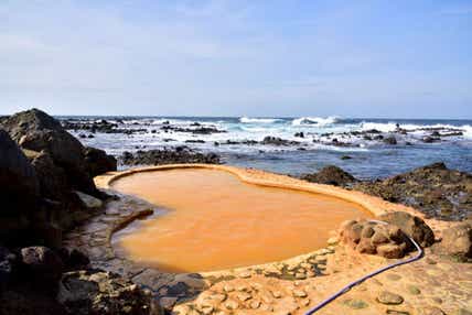 【伊丹空港発着】 男鹿・津軽・下北　みちのく三大半島ぐるり周遊と三陸海岸の旅　4日間