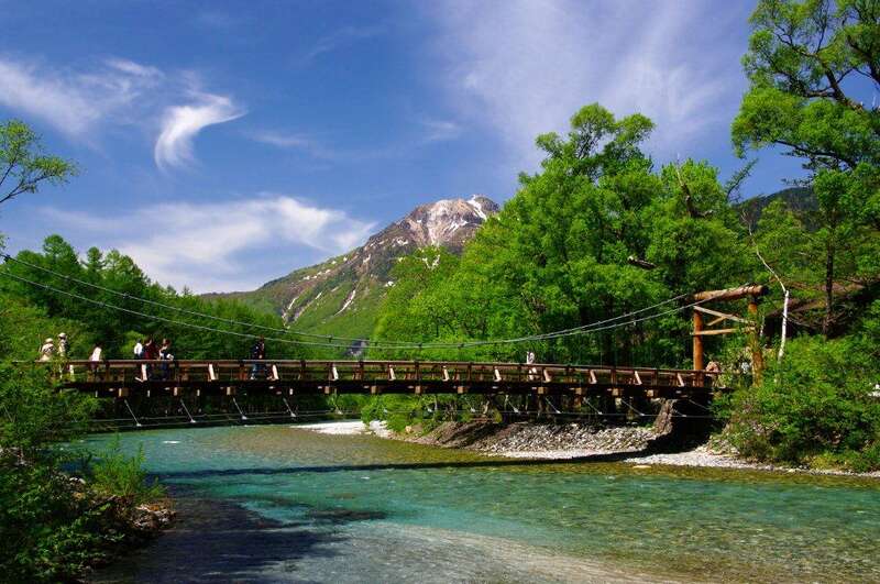 【ＪＲ和歌山駅発】 立山黒部アルペンルート通り抜けと絶景の山岳リゾート・上高地２日間2