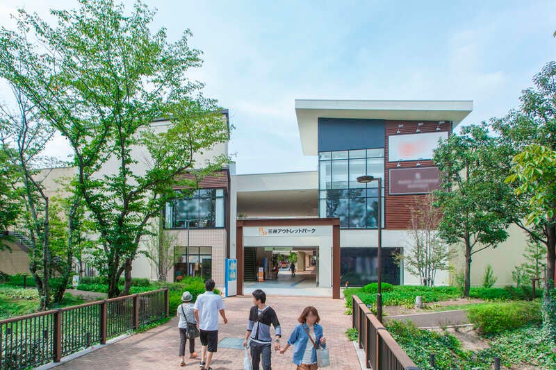 【愛媛県内発】  倉敷シーサイドホテル「夏のアフタヌーンティー」と岡山サウスビレッジ＆三井アウトレットパーク倉敷　日帰り3