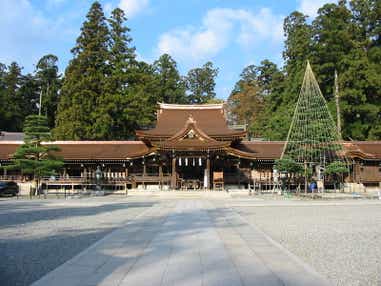 【福岡・熊本・鹿児島県内／博多駅・小倉駅発】 新春！多賀大社・伊勢神宮・熱田神宮よくばり参拝3日間　～石山寺と千代保稲荷も参拝～