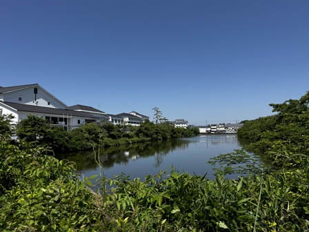 関西発　日帰り　やすらぎの城下町「篠山城下町」と六古窯のひとつ「丹波焼きの里」を窯元路地歩きと丹波満載御膳＜JAMJAM TOUR＞3