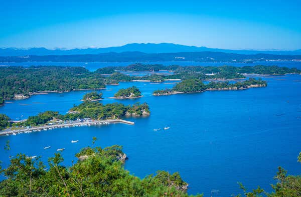 『紅葉舞う世界遺産「厳島神社」安芸の宮島・美しき姫路城　日本三名園「後楽園」・倉敷美観地区　３日間』【名古屋駅出発】1