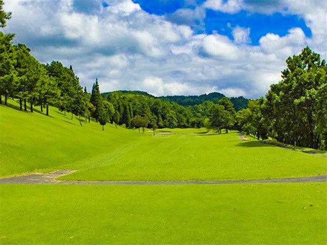■【現地払い0円・全行程バス送迎付き】鹿児島国際ゴルフ倶楽部・カートセルフ×知覧カントリークラブ・カートセルフ　１泊２プレー2