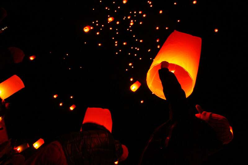 【静岡県内発】 願いをのせて雪国の夜空に舞う幻想的な光 「新潟・津南スノーランタンナイト」２日間1