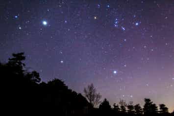 【千葉駅・船橋駅・錦糸町駅・新宿駅・立川駅・八王子駅発】 環境省認定★日本一星空が綺麗な村 阿智村「星空ナイトツアー」・ピンクの花桃街道・上高地と 昼神温泉1泊1