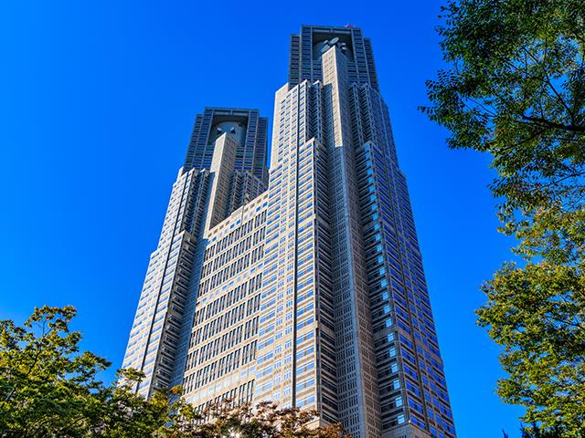 ■【新千歳空港発】初日は、現地添乗員同行！オリオンバスで東京2大タワー制覇と下町情緒・浅草を巡る日帰りバスツアー付！宿泊は天然温泉完備・夢の国のお膝元「舞浜エリア」・翌日フリータイム　1泊2日3
