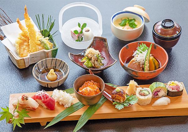 環境芸術の森と雷山千如寺と海の紅葉シチメンソウとおんくり唐津山海味覚ランチ1