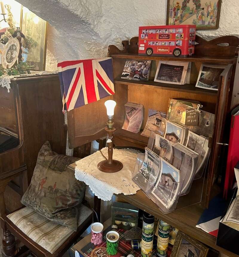 【泉州メインルート発】  まるでイギリスのような街並み！亀岡『英国村』散策とビーフシチューランチ 　日帰り3