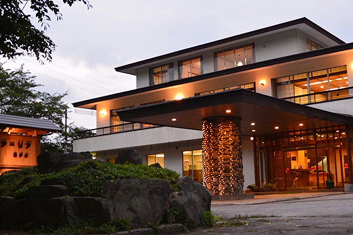 【名古屋】夜発 年末年始特集［爺ガ岳スキー場 リフト券付］アルペンルートホテル1泊＜JAMJAMスキー＆スノボ＞1