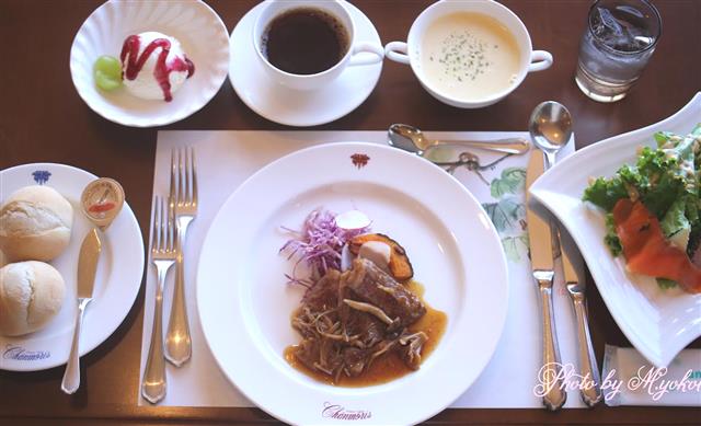 ■６/７岐阜名古屋発もぎたてフレッシュさくらんぼ狩りと初夏の風薫る日本のプロヴァンス山梨のレストラン併設ワイナリー145年の歴史シャンモリワインのランチと桔梗屋信玄餅本社工場へ行く日帰りバスツアー1