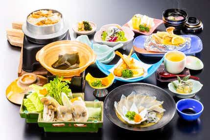 【福岡ルート発】 日本海を望む絶景露天風呂に感動！お土産付き新春お年玉ミステリーツアー　　2日間