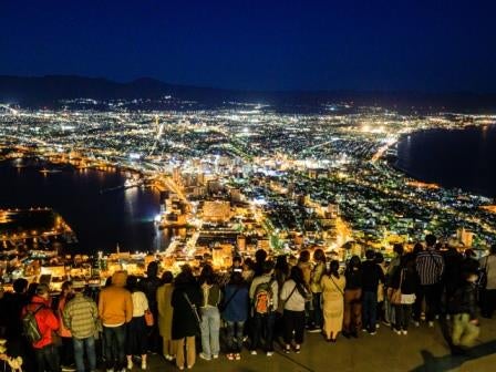 【早90】◆中部国際空港発着！◆【ジャンボマーチ・添乗員同行】湯の川温泉 HAKODATE海峡の風に連泊！秋のみなみ北海道「函館・松前・江差」歴史街道と道南うまいもんめぐり3日間＜ホテルランクアッププラン＞【こだわりの食】【四季の風景】1