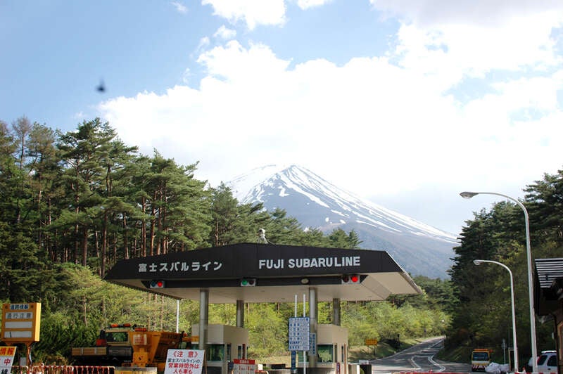 【茨城県内発】 甲州２大フルーツ食べ放題！巨峰狩り・桃食べ放題と富士スバルライン絶景ドライブ！3