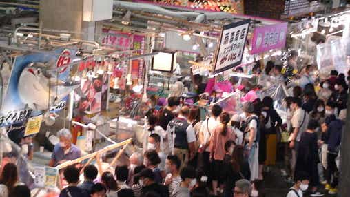 【佐賀・神埼・目達原・中原・鳥栖発】 活車海老お持ち帰り！唐戸市場年末買い出しバスツアー　日帰り