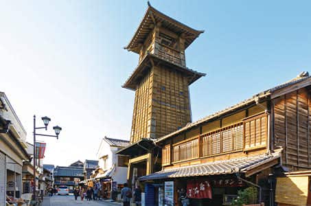 横浜発【旅して!埼玉割適用】 川越名物うな重のご昼食小江戸川越散策約400種5000株の伊奈町バラ園日帰り ワクチン・検査パッケージ適用!旅して埼玉割適用で1人あたりの旅行代金5000円割引