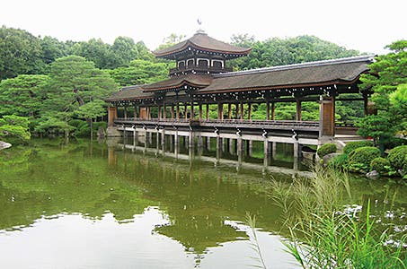京都府民割(八尾・天王寺発)たん熊北店で食す京会席と華彩る平安神宮 日帰り ワクチン・検査パッケージ適用