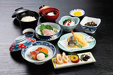 (枚方・高槻発)世界の名画に出会える大塚国際美術館と鳴門で食す海の幸「鯛懐石」四国うまいもん日帰り 重要地域クーポンが予定枚数に達した場合、配布は終了いたします。