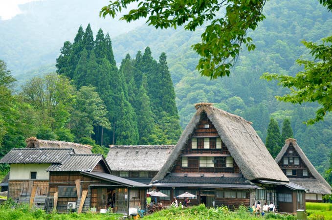 お盆出発限定!北陸路 夏の絶景・名景めぐり2日間【藤井寺・八尾・八戸ノ里・枚方・高槻発】