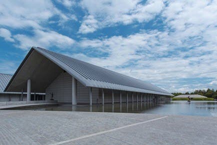 佐川美術館「ピカソ展 ―ひらめきの原点―」と「ブルーメの丘」こだわり旬菜ランチバイキング!【藤井寺・富田林・河内長野・三日市発】
