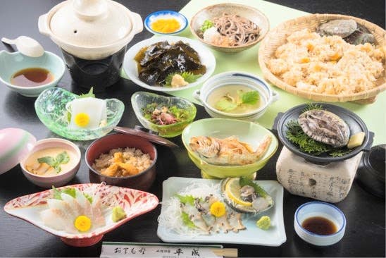 豪華!「4種のあわび料理と桜鯛・真いか・のどぐろ」を食す!越前高級食材会席!絶景の露天風呂「越前温泉」【JR久宝寺・近鉄八尾・八戸ノ里・新石切発】