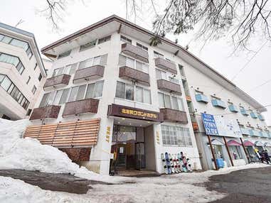 ■【全国旅行支援対象商品】朝発バス【1ドリンク券付】北志賀小丸山 北志賀グランドホテルWEST【バイキング】(1泊2日)