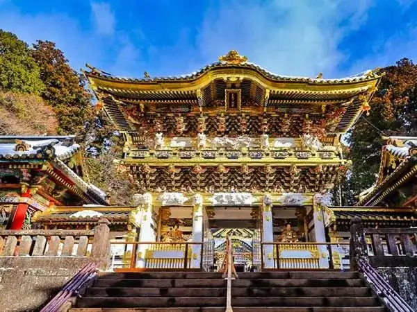 ★10/15.22催行決定★【東京発】世界遺産日光社寺&日本三名爆「華厳の滝」&ゆば昼食付◎秋旅の決定版!紅葉深まる日光社寺&いろは坂ドライブ&華厳の滝を満喫。パワースポットを回ってご朱印集めもばっちり。日光名物ゆば料理の昼食と東照宮拝観料込み。